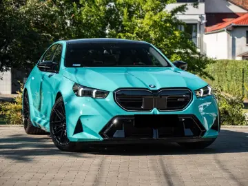 BMW M5 Sedan (G90)
