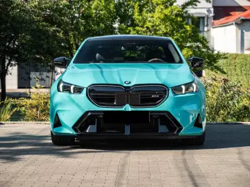BMW M5 Sedan (G90)