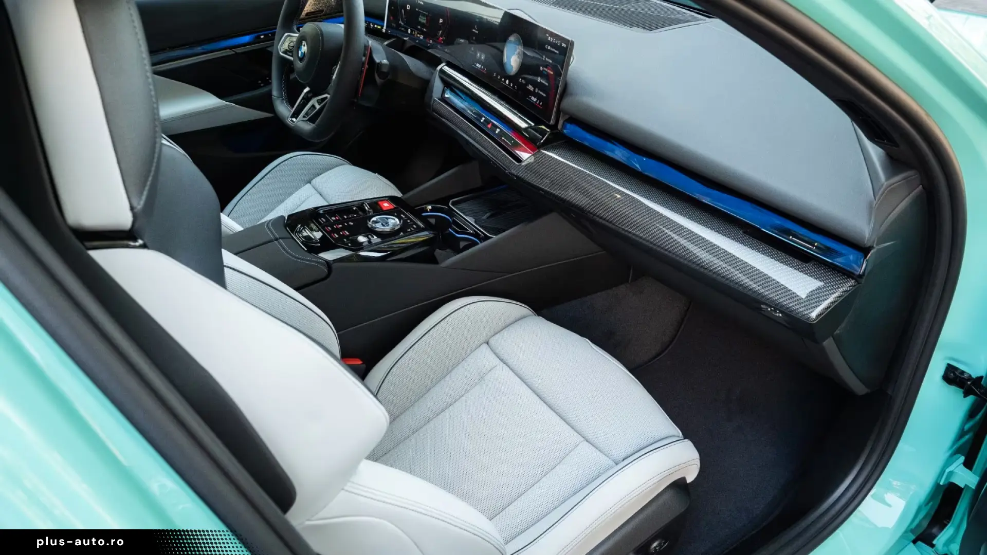 BMW M5 Sedan (G90)