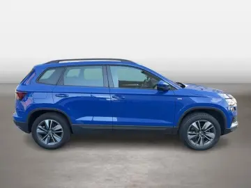 SKODA Karoq 2.0 TDI 4X4 Navi LED ACC Rückfahrkamera