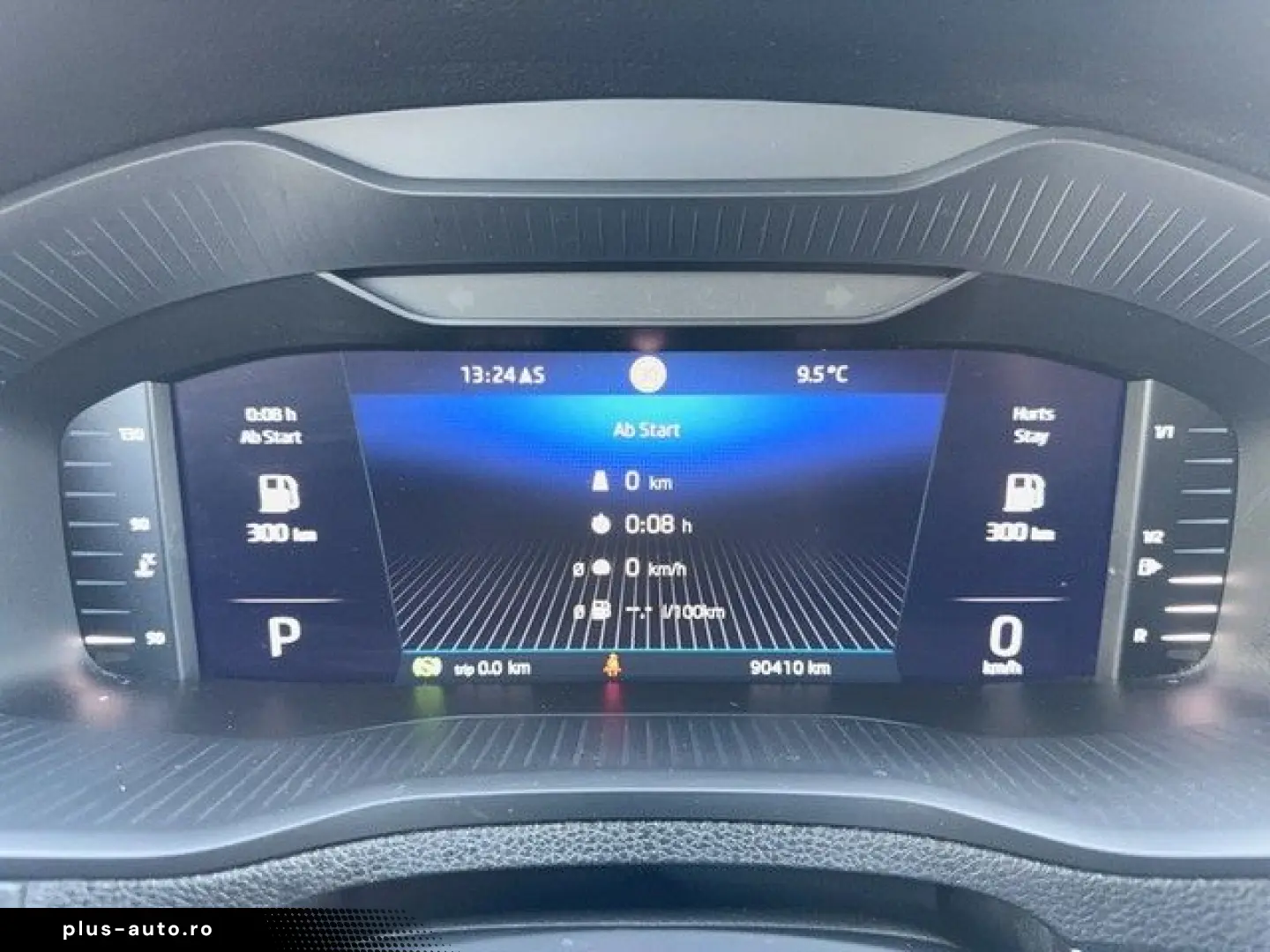 SKODA Karoq 2.0 TDI 4X4 Navi LED ACC Rückfahrkamera