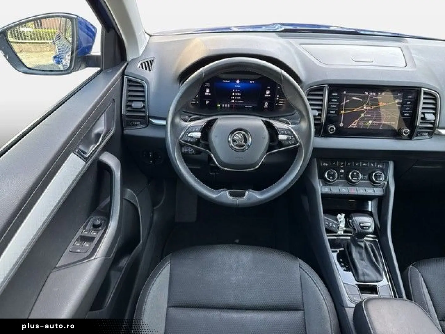 SKODA Karoq 2.0 TDI 4X4 Navi LED ACC Rückfahrkamera