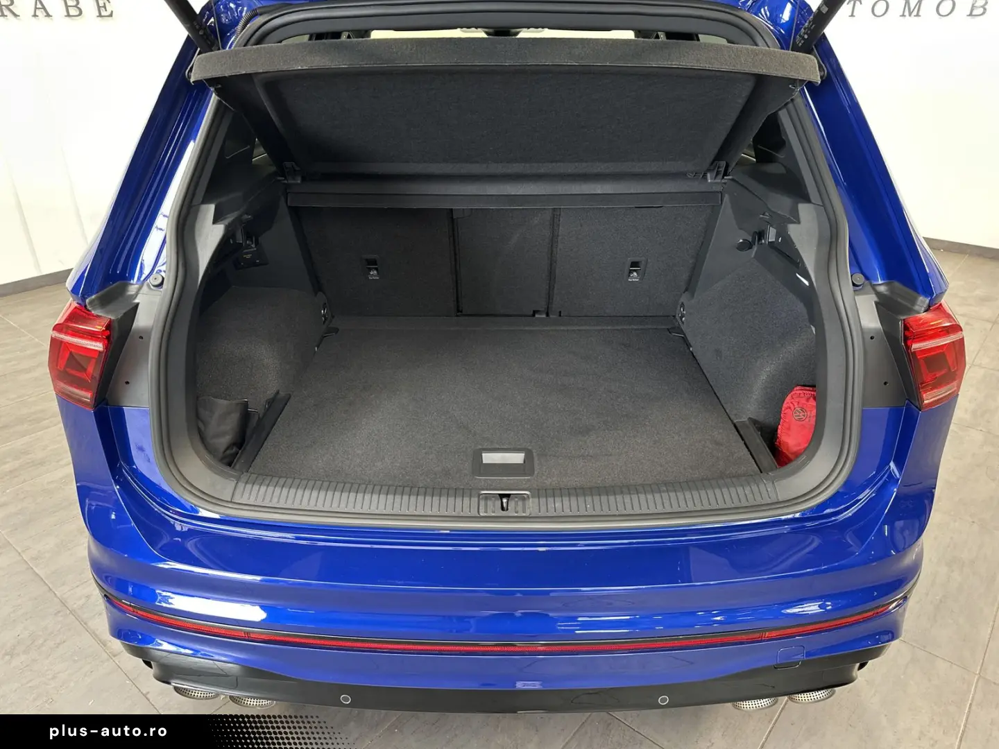 VW Tiguan R 4M NAV MATRIX PANO AHK ACC KAMERA 21ZO
