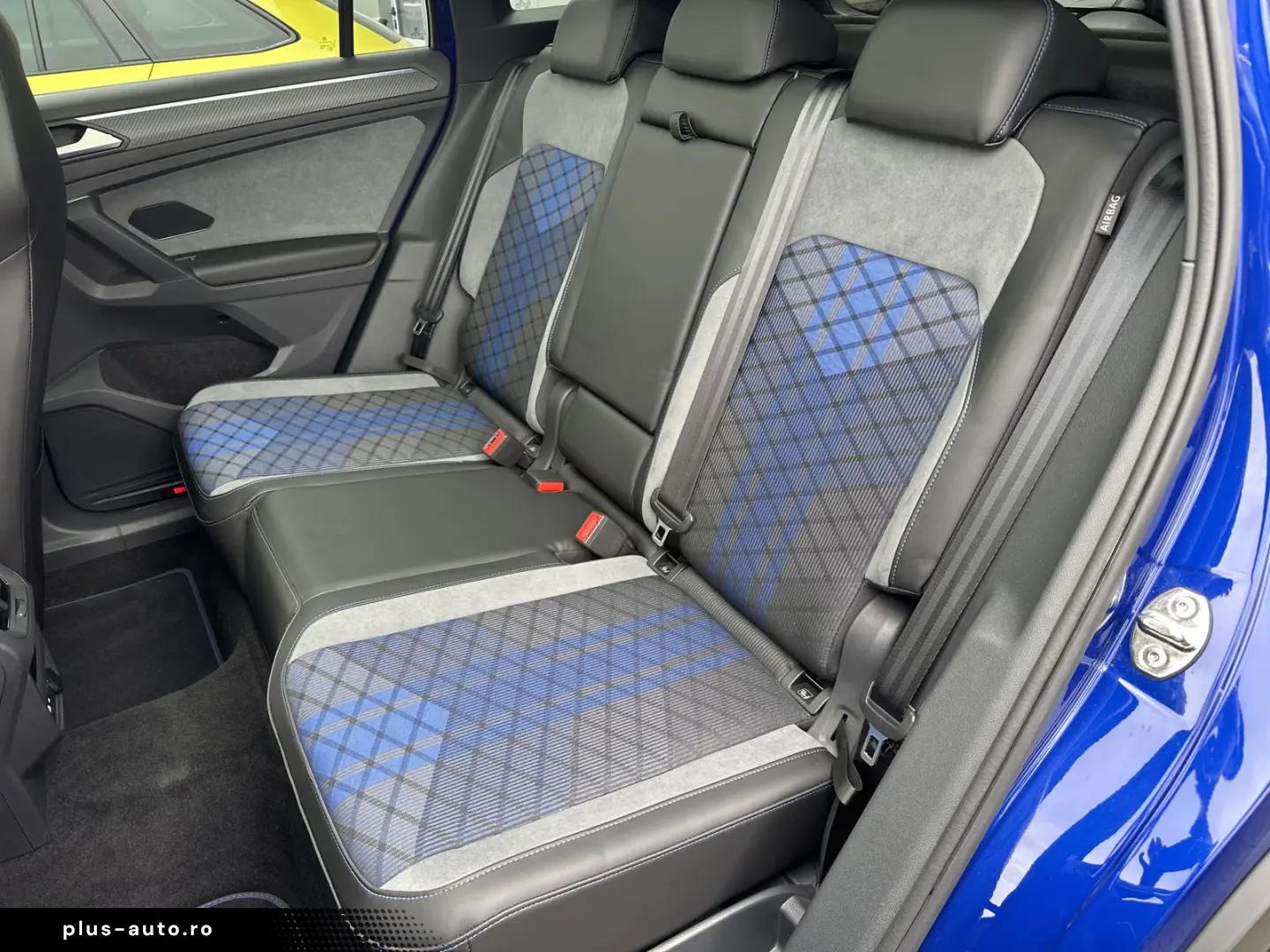 VW Tiguan R 4M NAV MATRIX PANO AHK ACC KAMERA 21ZO