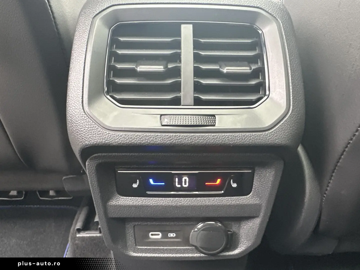 VW Tiguan R 4M NAV MATRIX PANO AHK ACC KAMERA 21ZO