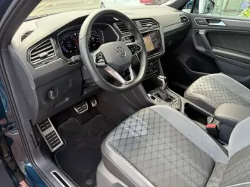 VW Tiguan 2.0 TSI R-Line 4M DSG AHK PANO 360Grad Ha
