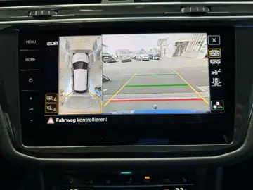 VW Tiguan 2.0 TSI R-Line 4M DSG AHK PANO 360Grad Ha