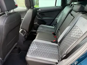 VW Tiguan 2.0 TSI R-Line 4M DSG AHK PANO 360Grad Ha