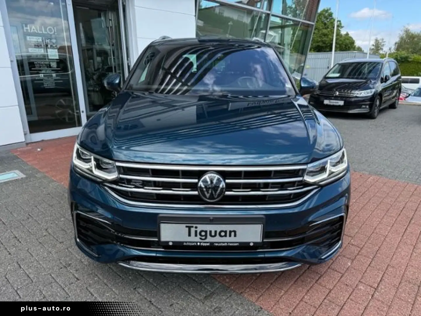 VW Tiguan 2.0 TSI R-Line 4M DSG AHK PANO 360Grad Ha