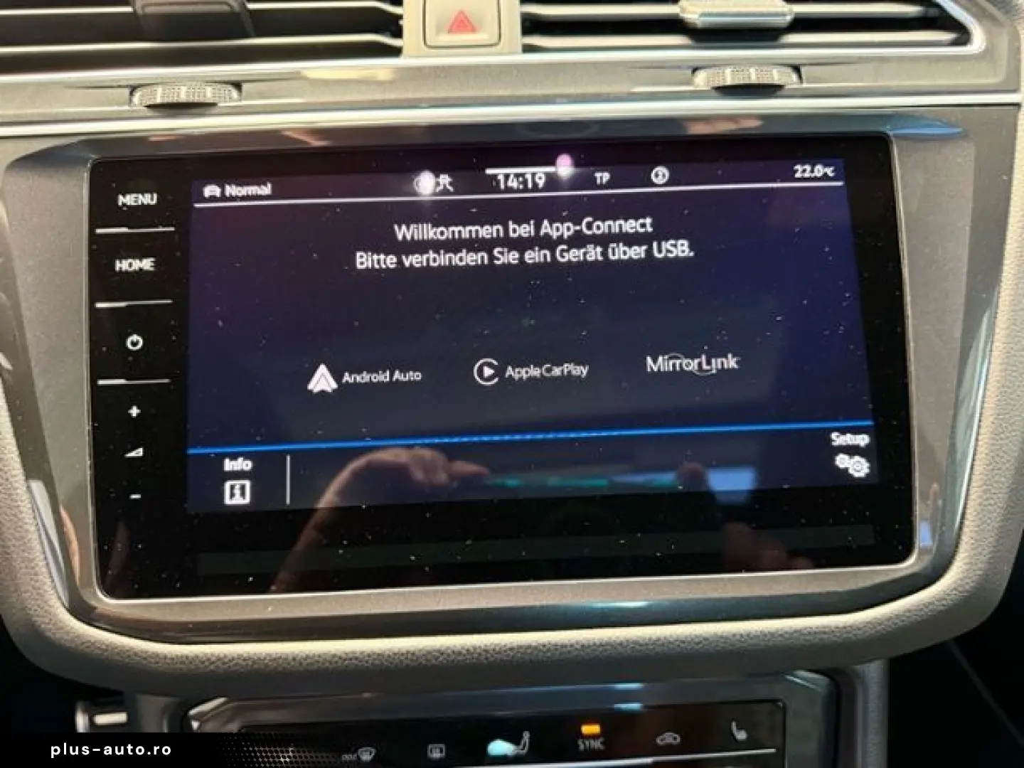 VW Tiguan 2.0 TSI R-Line 4M DSG AHK PANO 360Grad Ha