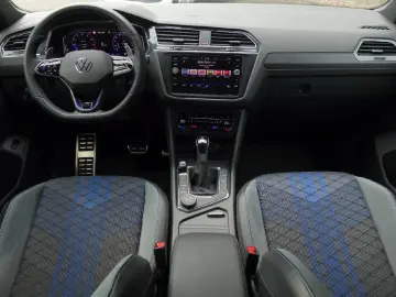 VW Tiguan R 4Motion Autom PANO NAVI LED DAB Winterp