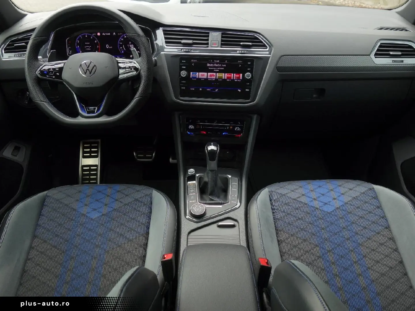 VW Tiguan R 4Motion Autom PANO NAVI LED DAB Winterp
