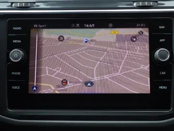 VW Tiguan R 4Motion Autom PANO NAVI LED DAB Winterp
