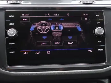 VW Tiguan R 4Motion Autom PANO NAVI LED DAB Winterp