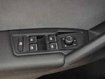 VW Tiguan R 4Motion Autom PANO NAVI LED DAB Winterp