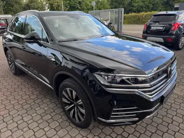 VW Touareg Elegance 4Motion eHybrid Panorama Memory