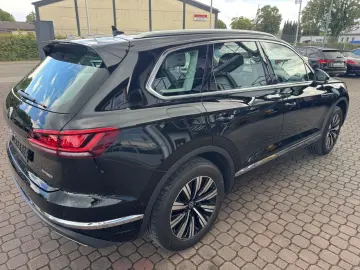 VW Touareg Elegance 4Motion eHybrid Panorama Memory
