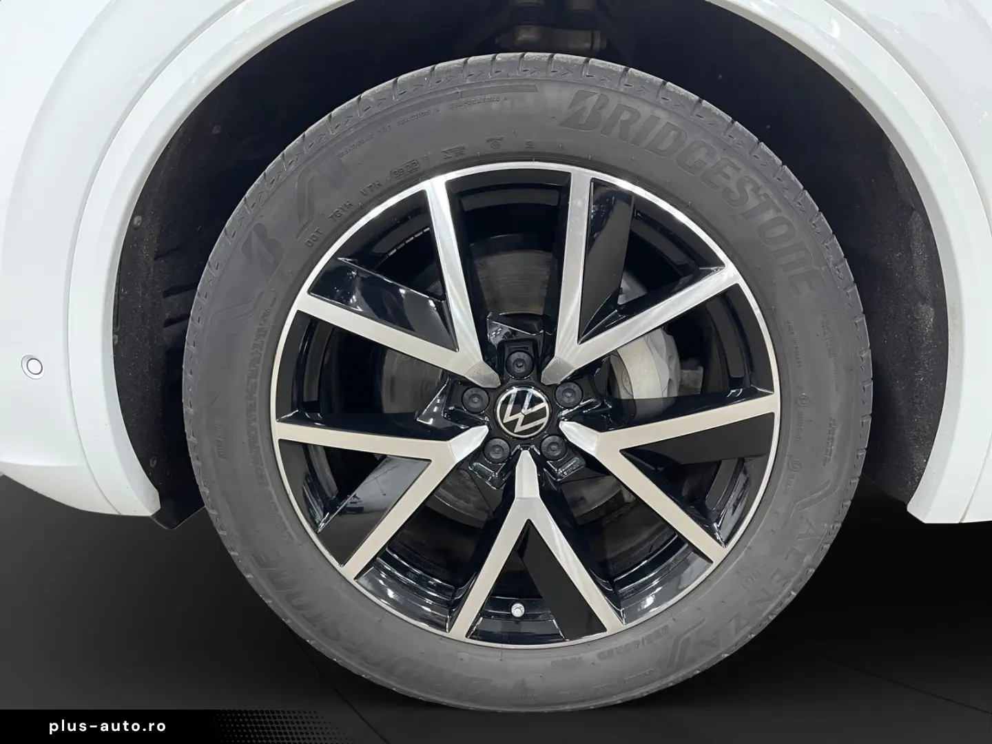 VW Touareg 3.0 TDI 4M R-Line AHK Pano Matrix LM 20