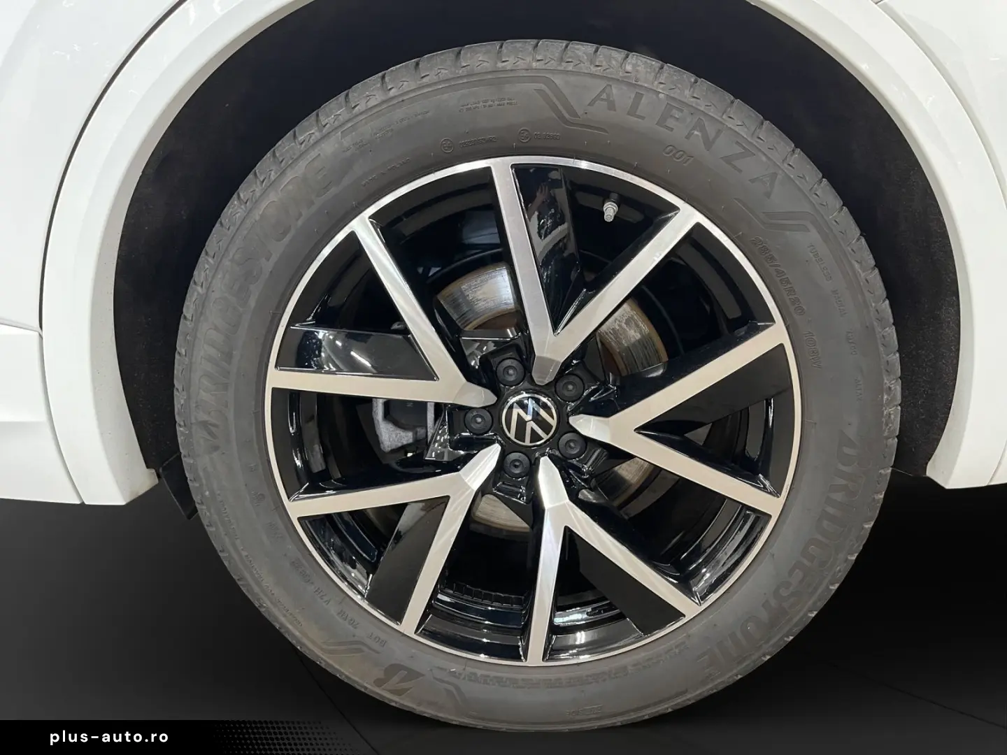 VW Touareg 3.0 TDI 4M R-Line AHK Pano Matrix LM 20