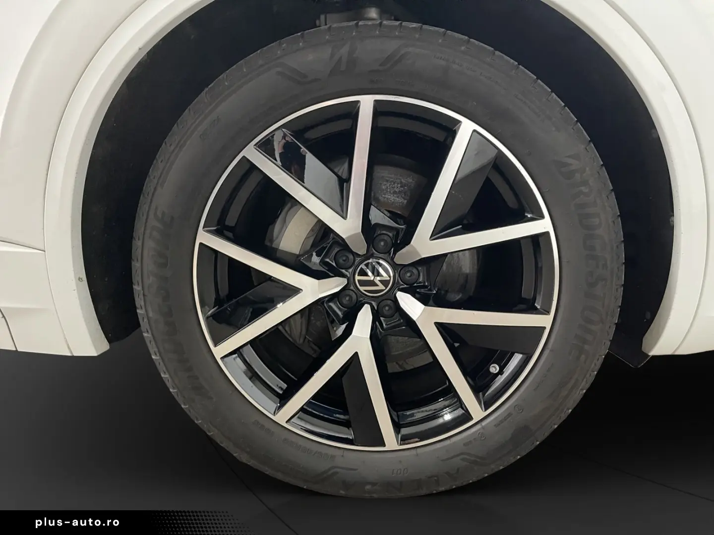 VW Touareg 3.0 TDI 4M R-Line AHK Pano Matrix LM 20