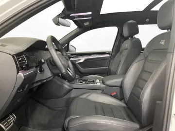 VW Touareg 3.0 TDI 4M R-Line AHK Pano Matrix LM 20