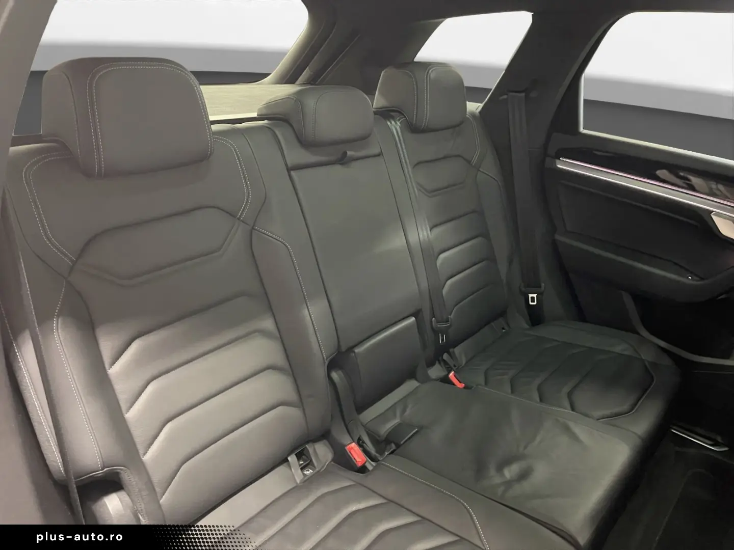 VW Touareg 3.0 TDI 4M R-Line AHK Pano Matrix LM 20