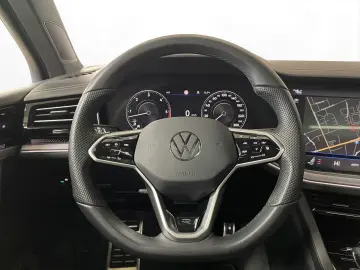VW Touareg 3.0 TDI 4M R-Line AHK Pano Matrix LM 20