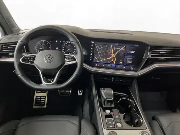 VW Touareg 3.0 TDI 4M R-Line AHK Pano Matrix LM 20