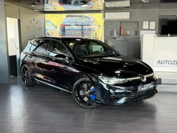 VW Golf VIII Lim. R DSG Performance 4M ACC Kamera