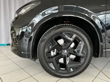 VW Tiguan 2.0 TDI 142 kW 4Motion R-Line PANO H&K