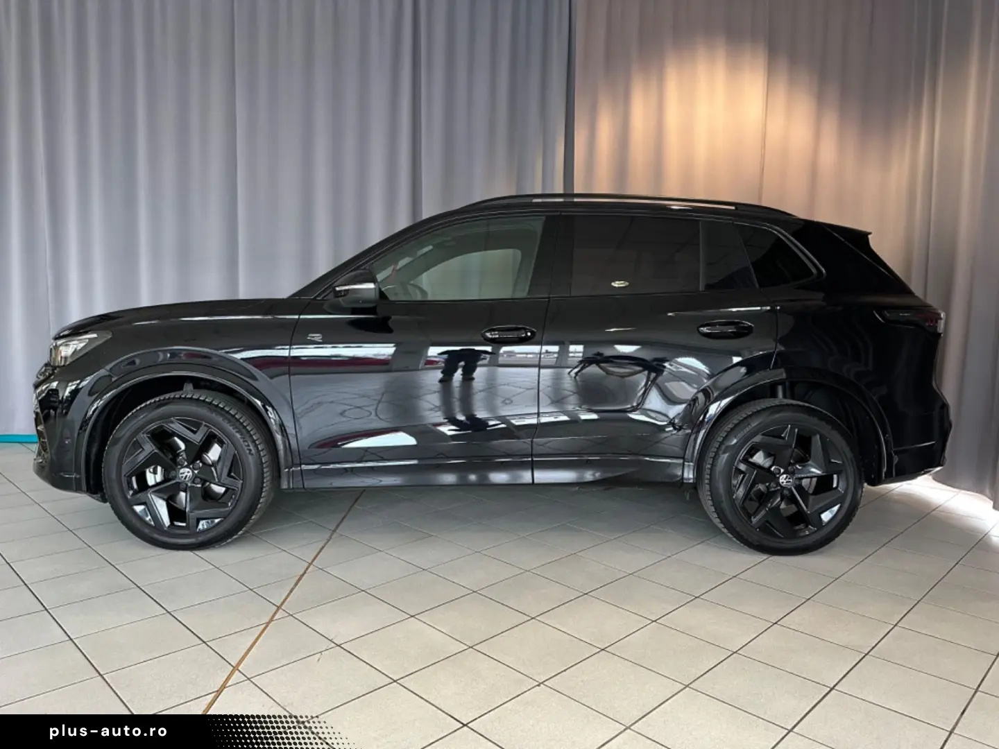 VW Tiguan 2.0 TDI 142 kW 4Motion R-Line PANO H&K