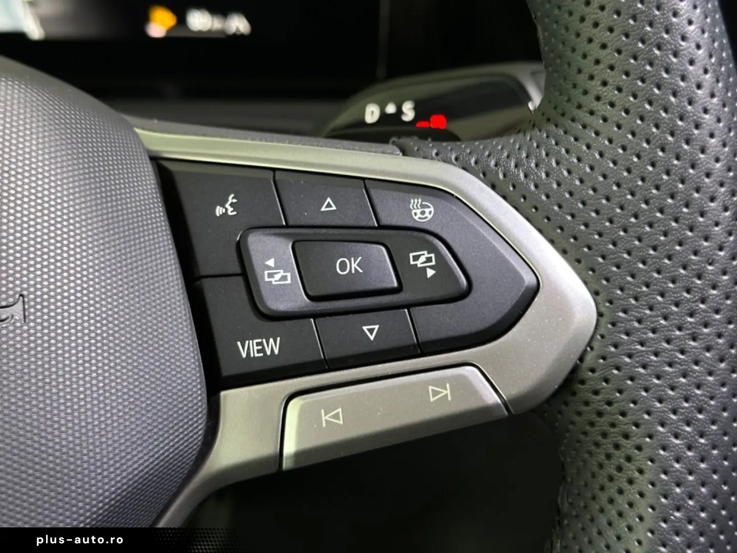 VW Tiguan 2.0 TDI 142 kW 4Motion R-Line PANO H&K