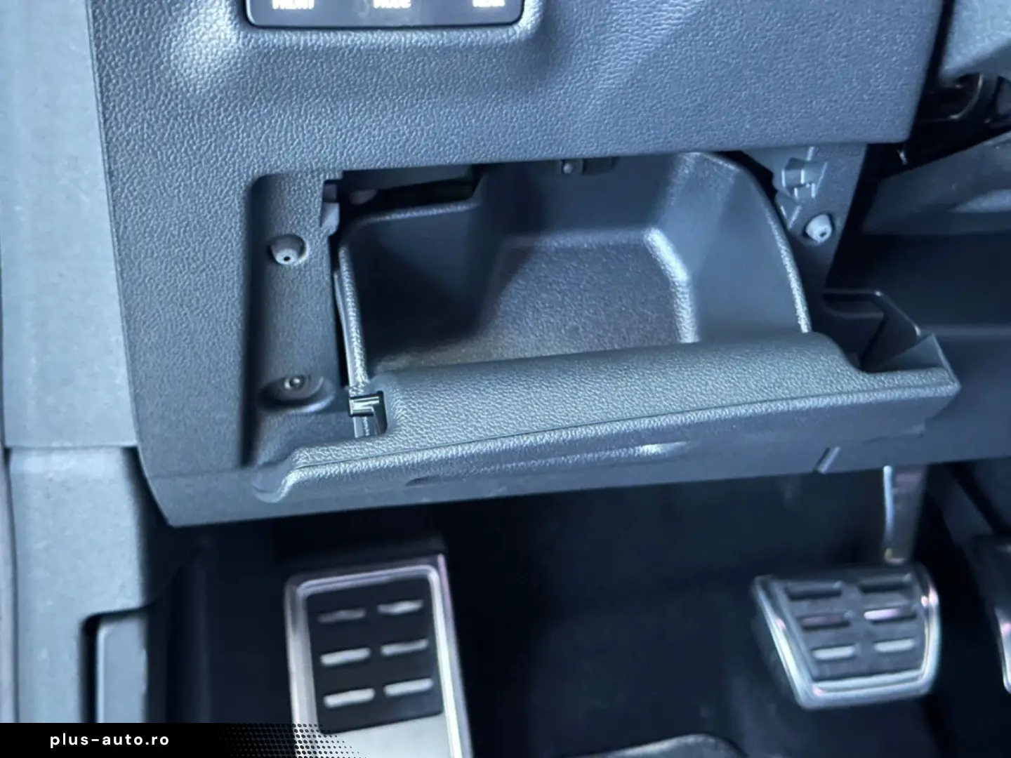 VW Tiguan 2.0 TDI 142 kW 4Motion R-Line PANO H&K