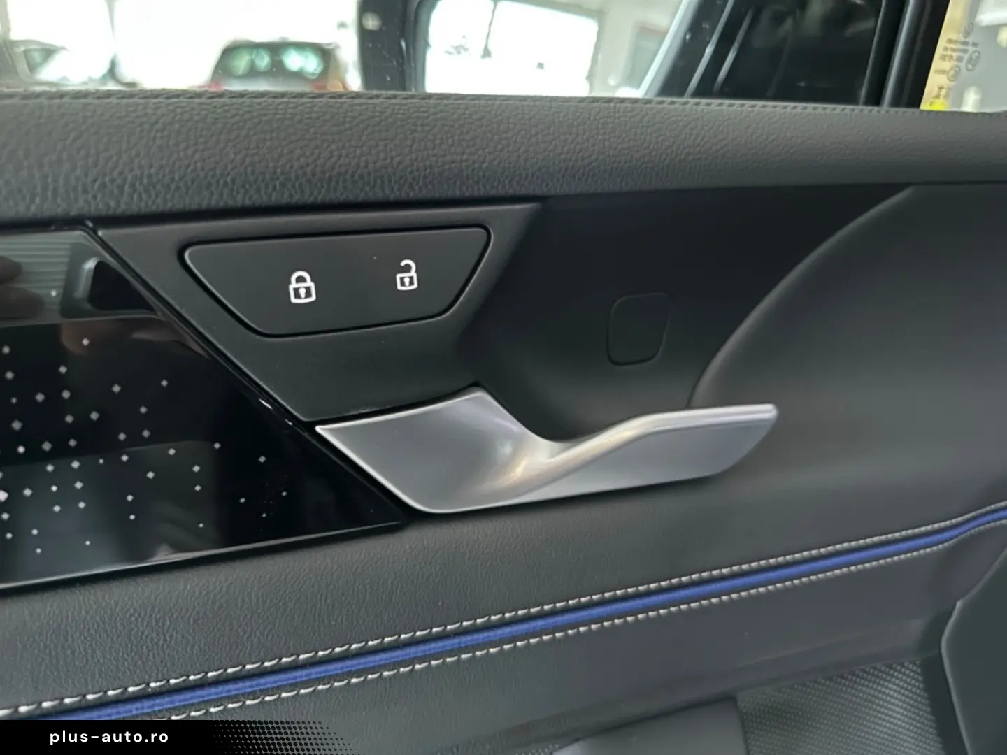 VW Tiguan 2.0 TDI 142 kW 4Motion R-Line PANO H&K