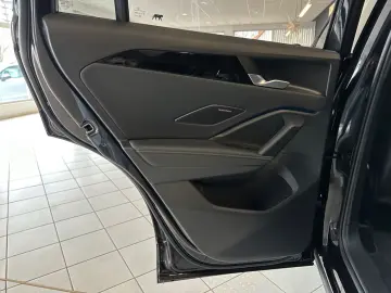 VW Tiguan 2.0 TDI 142 kW 4Motion R-Line PANO H&K