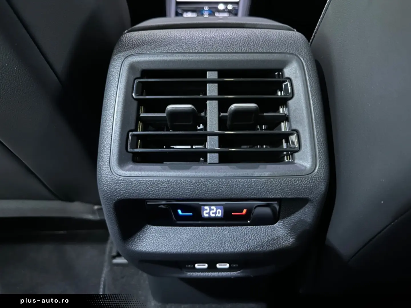 VW Tiguan 2.0 TDI 142 kW 4Motion R-Line PANO H&K
