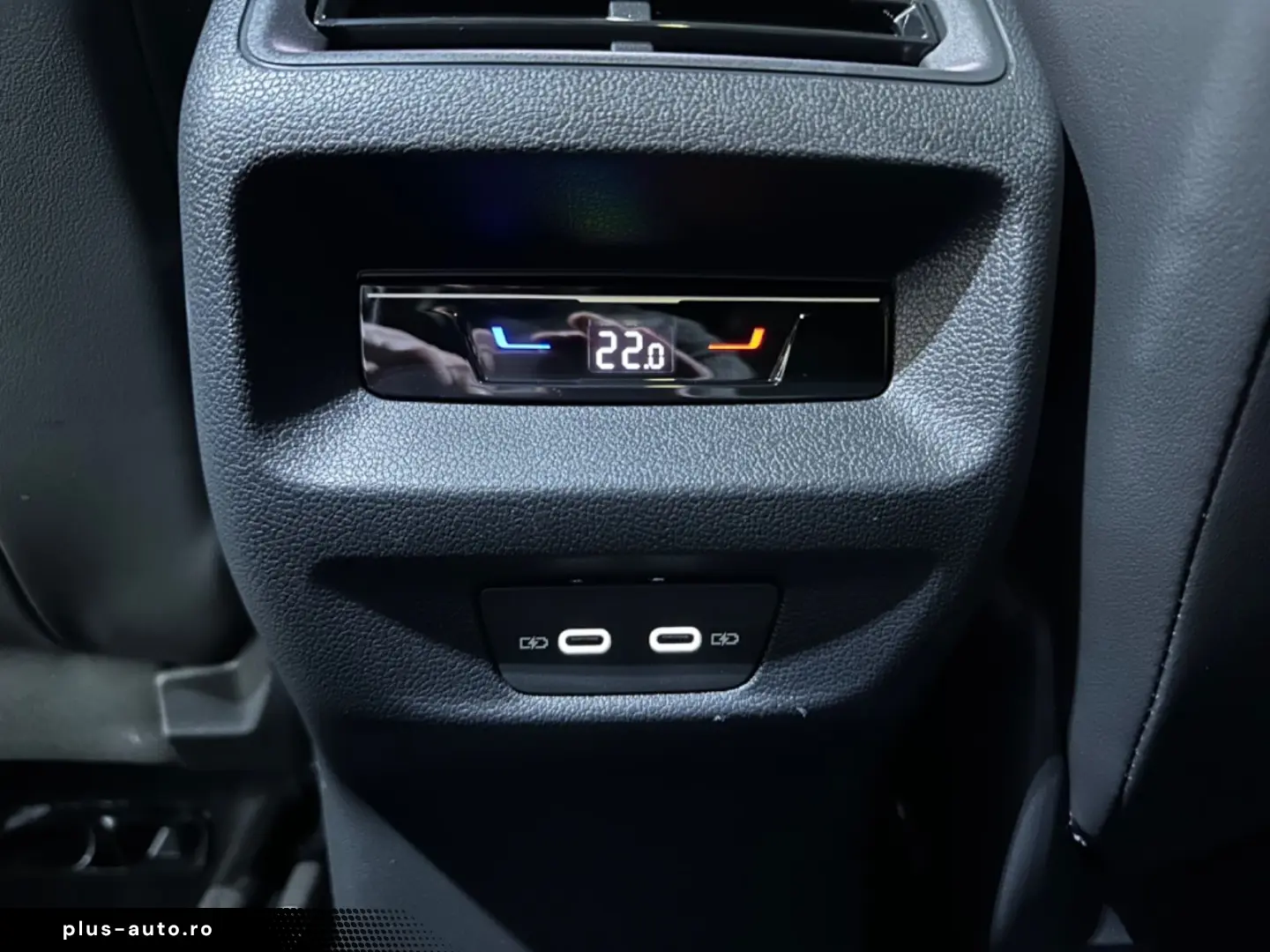 VW Tiguan 2.0 TDI 142 kW 4Motion R-Line PANO H&K