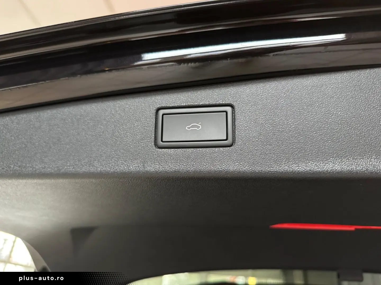 VW Tiguan 2.0 TDI 142 kW 4Motion R-Line PANO H&K