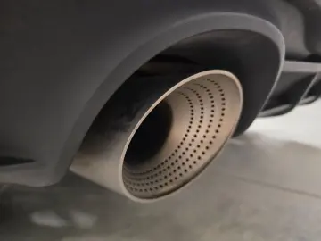 VW GTI Clubsport45 1H Akrapovic Pano LenkHZ R19 R18