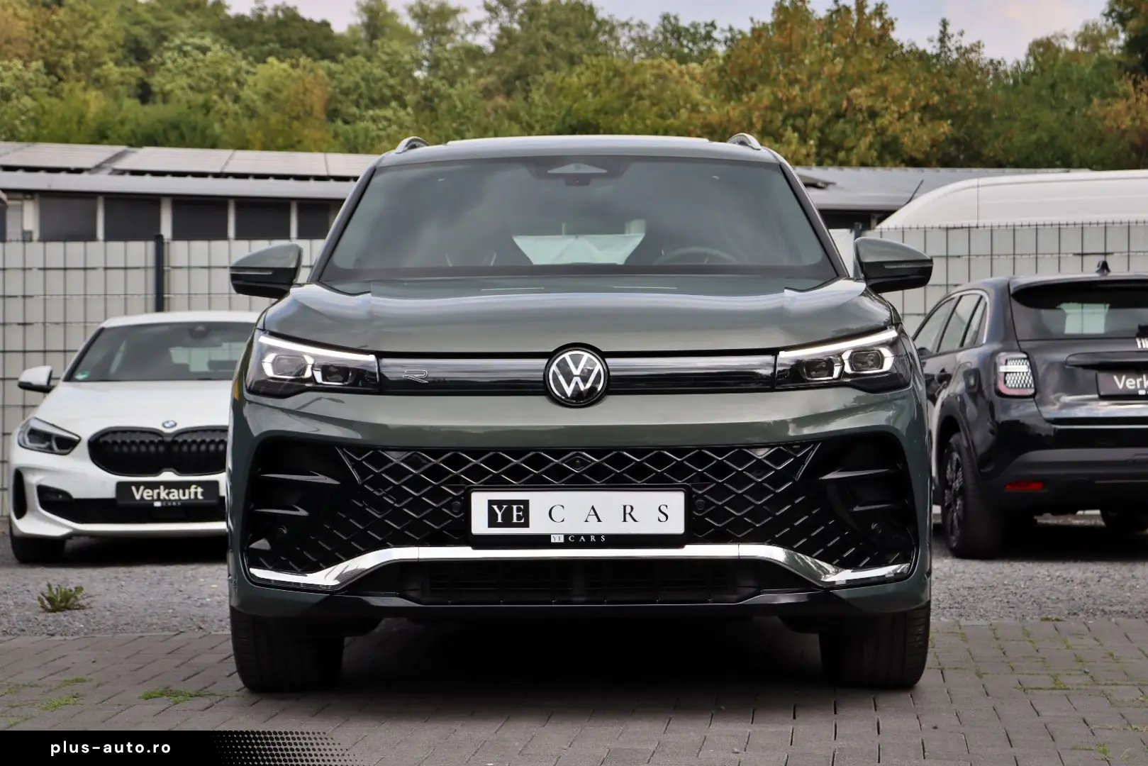 VW Tiguan 2.0 TDI R-Line 4M PANO 360 NAVI IQ-Light