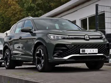 VW Tiguan 2.0 TDI R-Line 4M PANO 360 NAVI IQ-Light