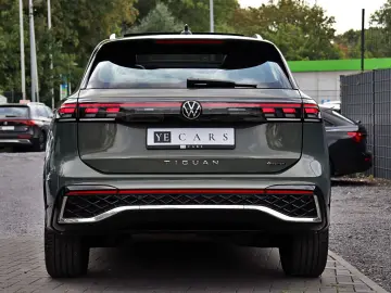 VW Tiguan 2.0 TDI R-Line 4M PANO 360 NAVI IQ-Light