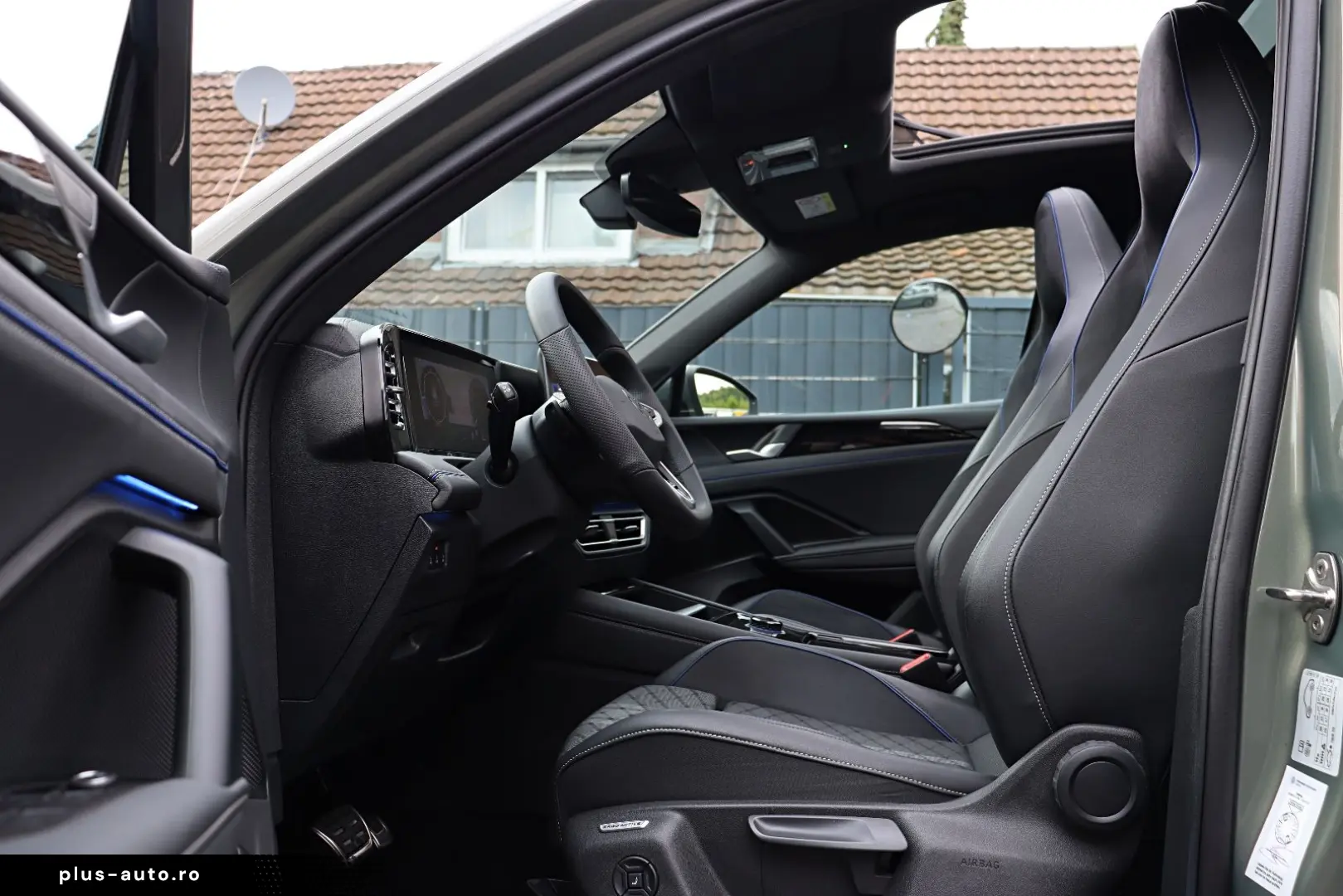 VW Tiguan 2.0 TDI R-Line 4M PANO 360 NAVI IQ-Light