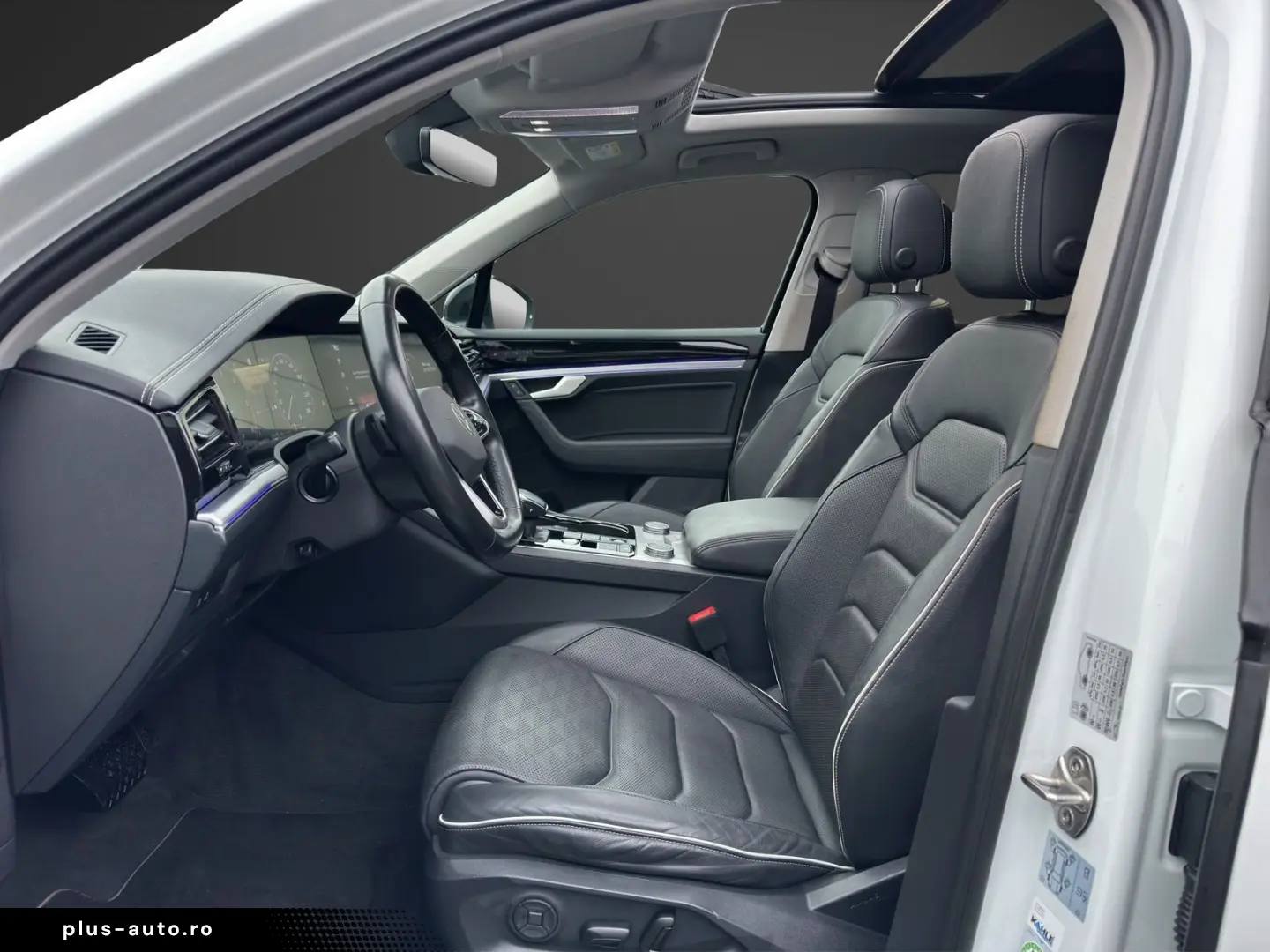 VW TOUAREG 3.0 TDI ELEGANCE 4M R-LINE MATRIX PANO