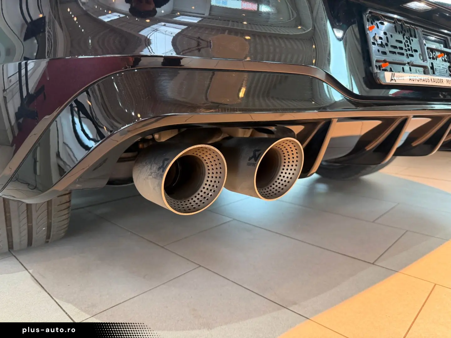 VW Golf 2.0 TSI 4Motion DSG R Performance 20 Years