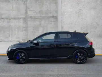 VW Golf VIII R Performance MATRIX KAMERA 270km h