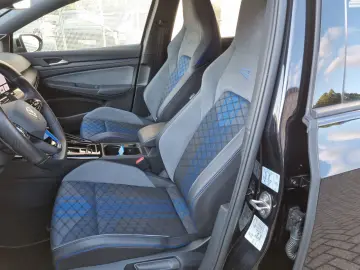 VW Golf VIII R Performance MATRIX KAMERA 270km h