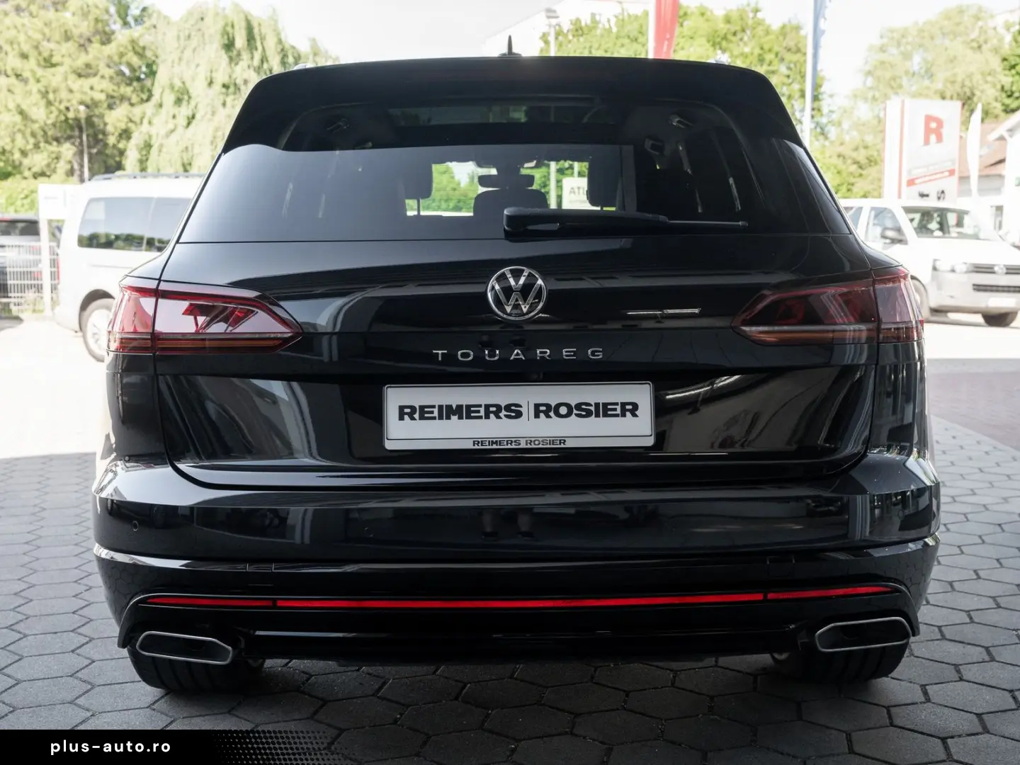 VW Touareg TDI R-Line Pano IQLight AHK Kam. Leder