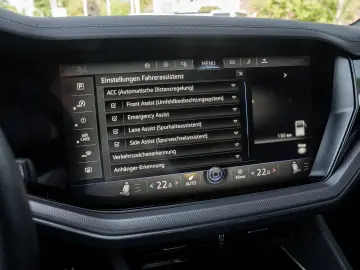 VW Touareg TDI R-Line Pano IQLight AHK Kam. Leder