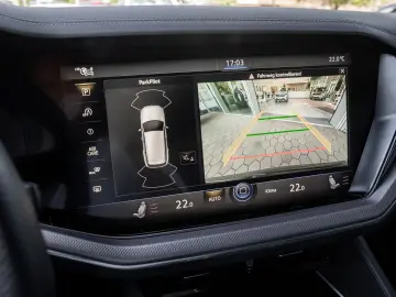 VW Touareg TDI R-Line Pano IQLight AHK Kam. Leder